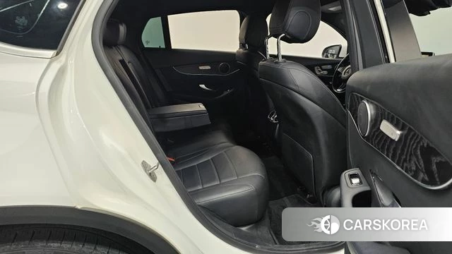 Mercedes-Benz GLC-Class X253 2019 Белый из Кореи, фото 2