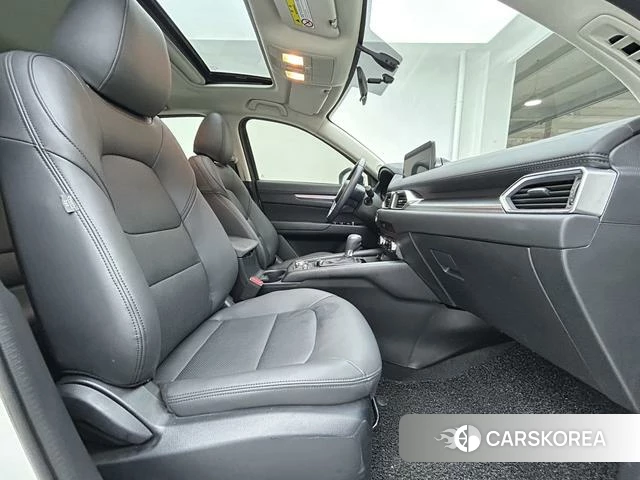Mazda CX-5 2023 Белый из Китая, фото 2