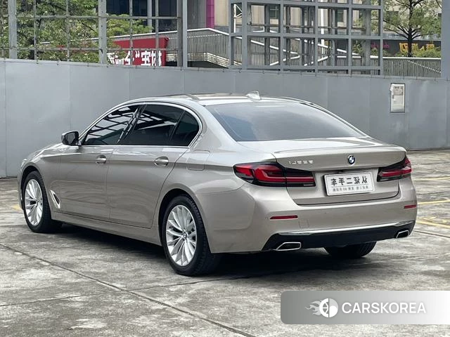 BMW 5 series 2021 Шампань из Китая, фото 2