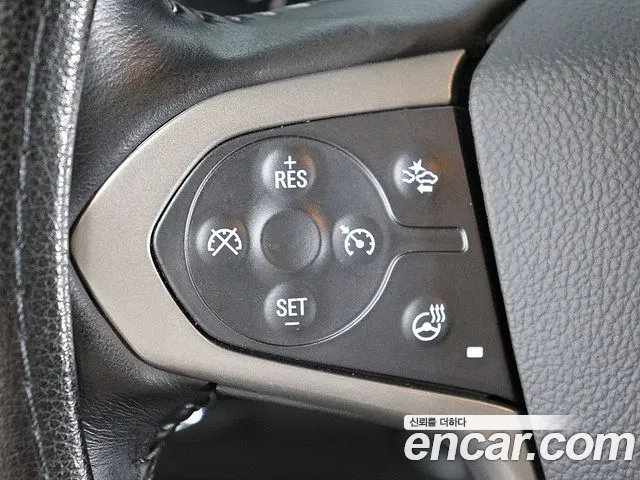 Chevrolet (GM Daewoo) Real New Colorado 2022 Черный из Кореи, фото 2