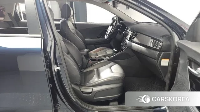 Kia Niro 2018 Синий из Кореи, фото 2