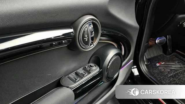 Mini Cooper S Convertible 2022 Серый из Кореи, фото 2