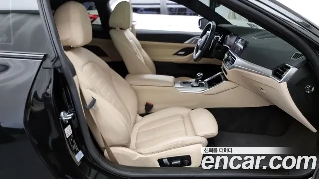 BMW 4 Series (G22) 2021 Черный из Кореи, фото 2