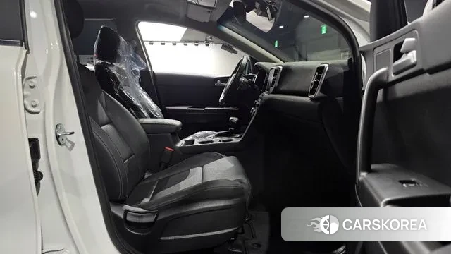 Kia Sportage The Bold 2021 Белый из Кореи, фото 2