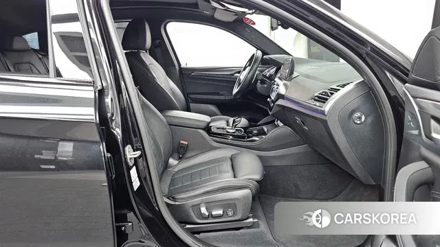 BMW X4 (G02) 2023 Черный из Кореи, фото 2