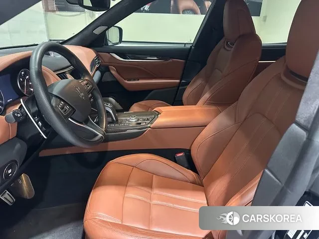 Maserati Levante 2023 Синий из Кореи, фото 2