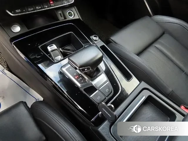 Audi Q5 (FY) 2022 Серебристо-серый из Кореи, фото 2