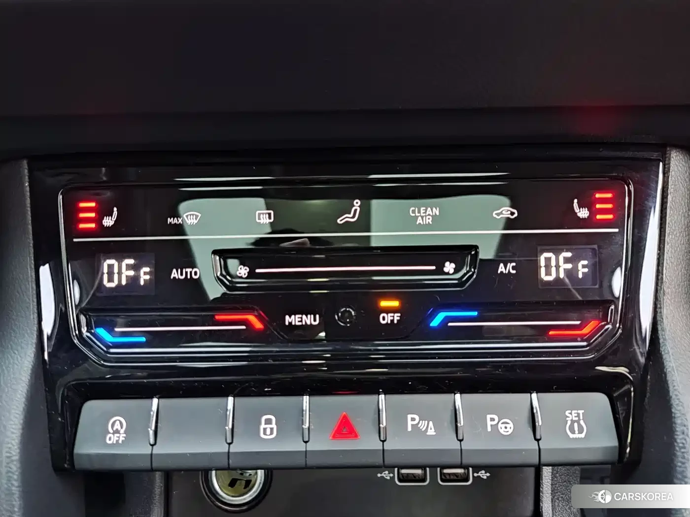 Skoda Krok 2023 Белый из Китая, фото 2