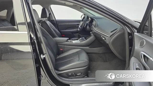 Hyundai Sonata (DN8) 2022 Черный из Кореи, фото 2