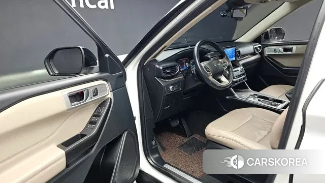 Ford Explorer 6th Generation 2020 Белый из Кореи, фото 2