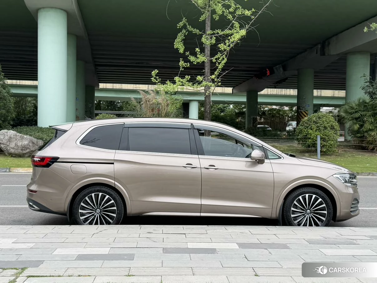 Volkswagen Weiran 2020 Шампань из Китая, фото 2