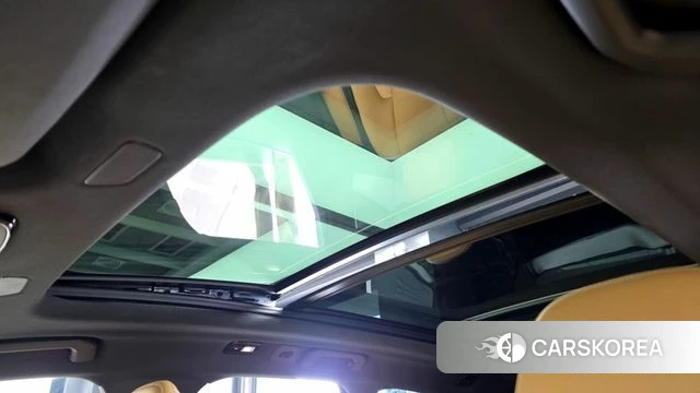 Volvo XC60 second Generation 2023 Белый из Кореи, фото 2