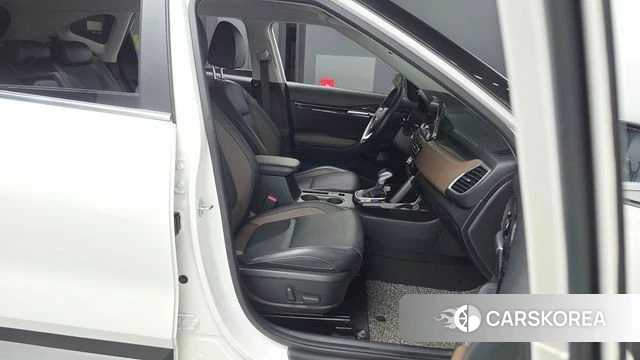 Kia Seltos 2022 Белый из Кореи, фото 2