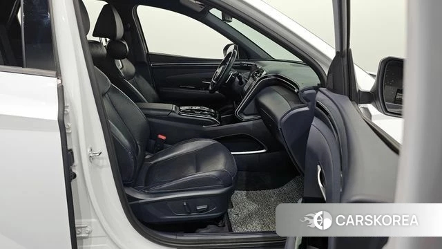 Hyundai Tucson (NX4) 2021 Белый из Кореи, фото 2