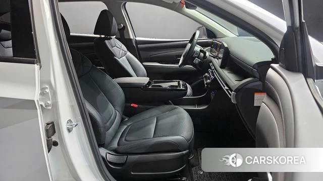 Hyundai The New Tucson Hybrid (NX4) 2024 Белый из Кореи, фото 2