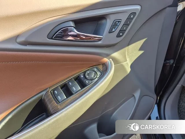 Chevrolet (GM Daewoo) All New Malibu 2018 Черный из Кореи, фото 2