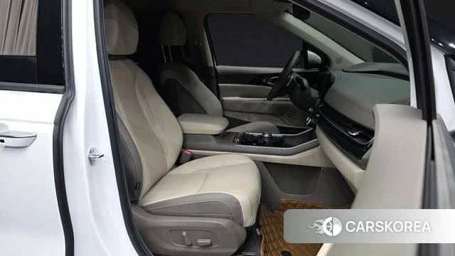 Kia The New Carnival 4th Generation 2024 Белый из Кореи, фото 2