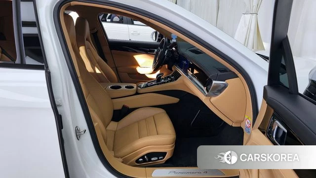 Porsche Panamera (971) 2018 Белый из Кореи, фото 2