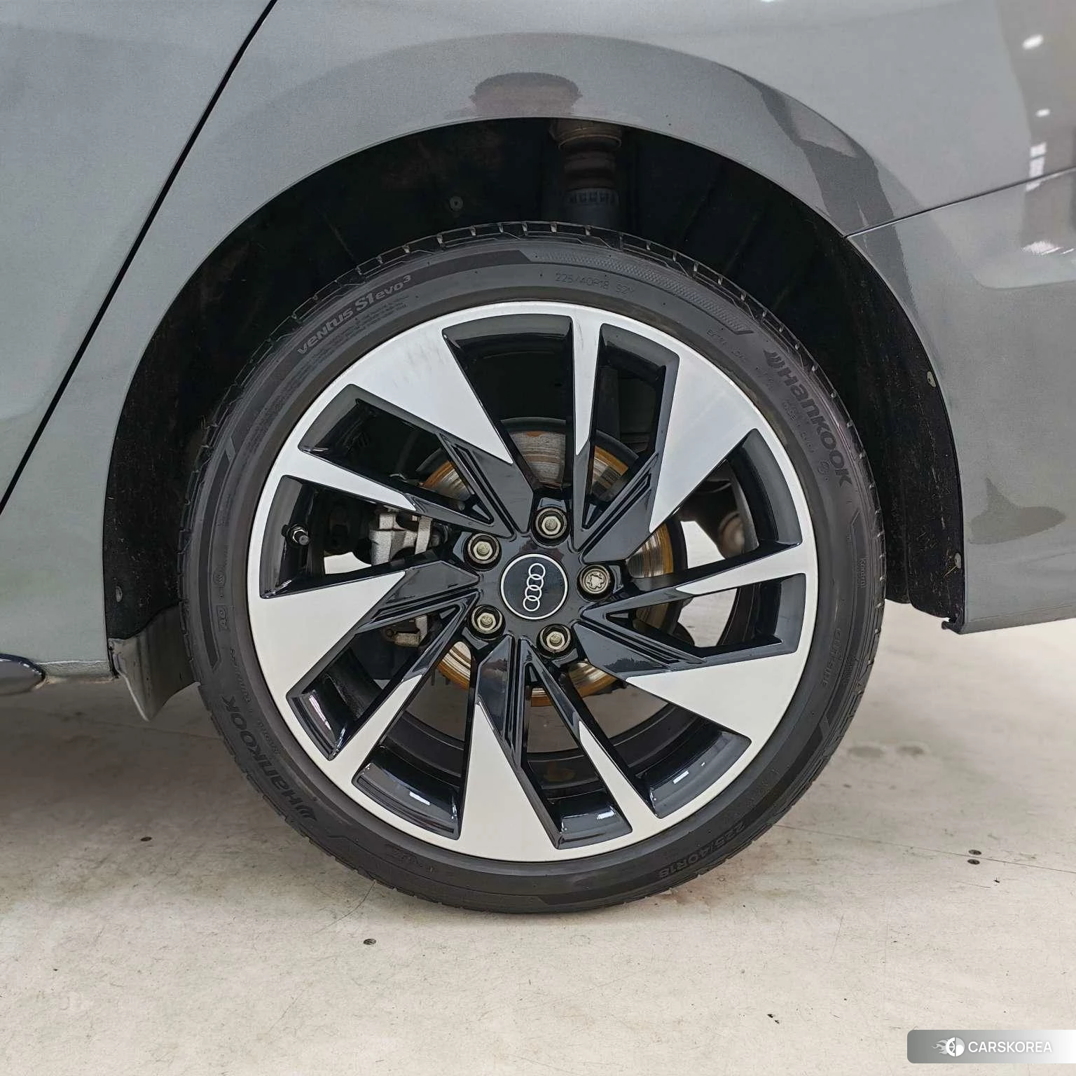 Audi A3 2023 Темно-серый из Китая, фото 2