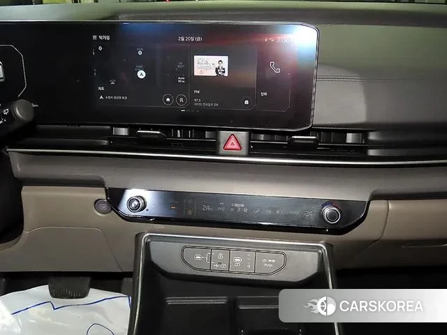 Kia The New Carnival 4th Generation 2024 Белый из Кореи, фото 2