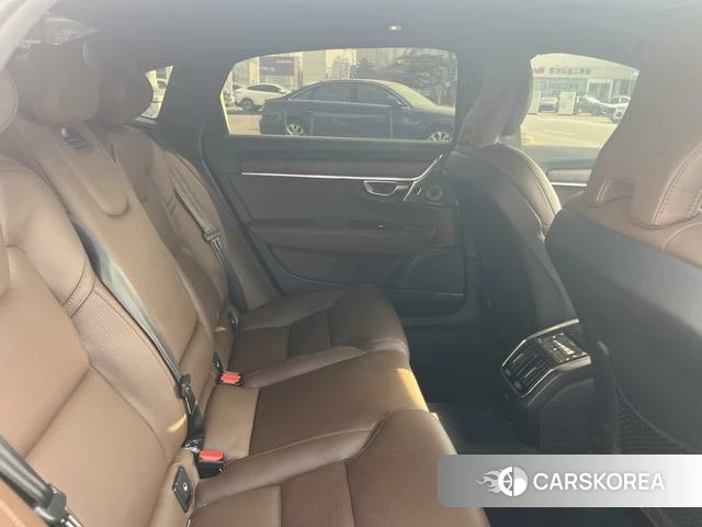 Volvo S90 2025 Черный из Китая, фото 2