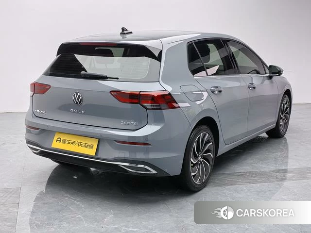 Volkswagen Golf 2022 Темно-серый из Китая, фото 2