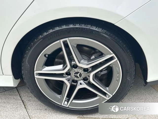 Mercedes-Benz CLA (import) 2022 Белый из Китая, фото 2