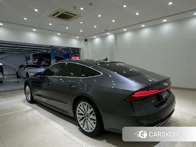 Audi A7 2021 Темно-серый из Китая, фото 2
