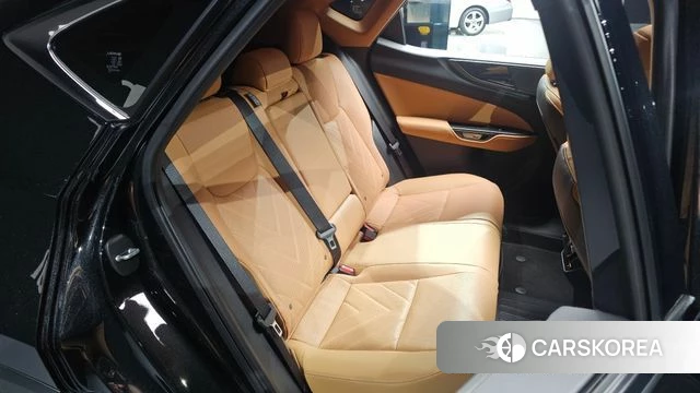 Lexus NX350h Second generation 2025 Серый из Кореи, фото 2