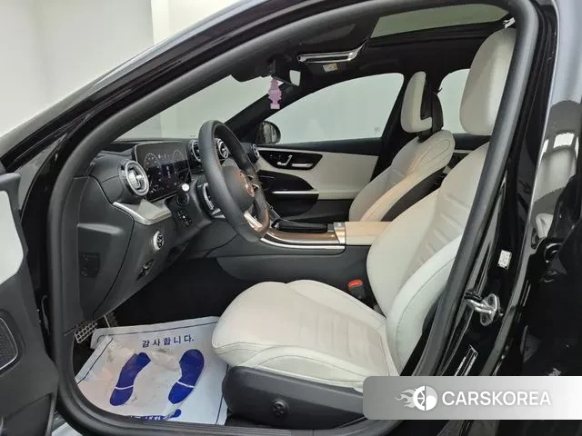 Mercedes-Benz C-Class W206 2022 Черный из Кореи, фото 2