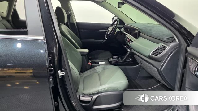 Kia The New Seltos 2023 Черный из Кореи, фото 2