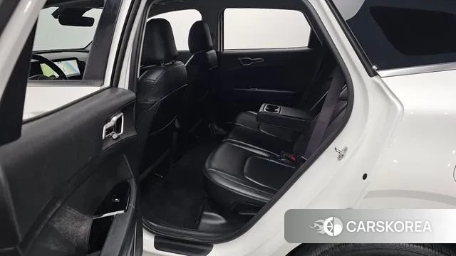 Kia Sportage 5th Generation 2022 Белый из Кореи, фото 2