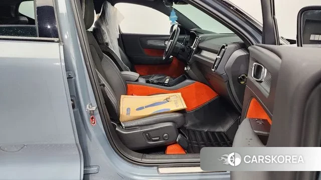 Volvo XC40 2020 Серый из Кореи, фото 2