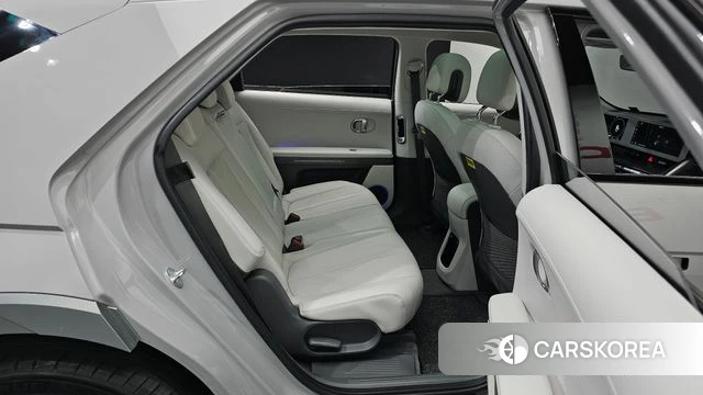 Hyundai Ionic 5 2023 Серебристо-серый из Кореи, фото 2