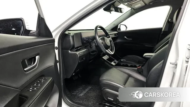 Hyundai Kona (SX2) 2024 Белый из Кореи, фото 2