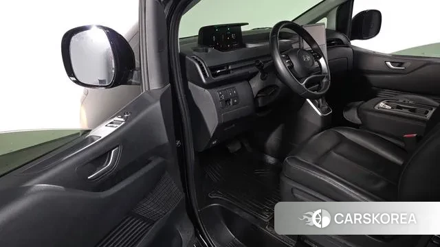 Hyundai Staria 2025 Черный из Кореи, фото 2