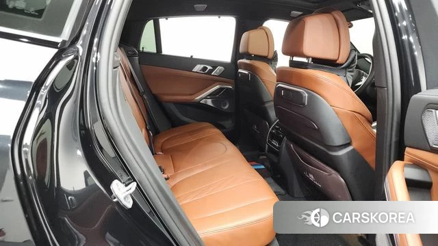 BMW X6 (G06) 2024 Черный из Кореи, фото 2