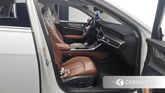 Audi A6 (C8) 2021 Белый из Кореи, фото 2