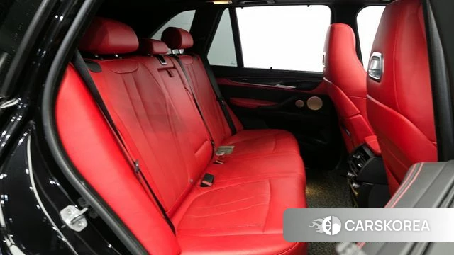 BMW X5M (F15) 2018 Черный из Кореи, фото 2