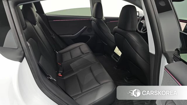 Tesla Model 3 2025 Белый из Кореи, фото 2