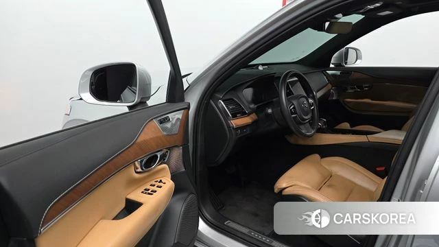 Volvo XC90 second Generation 2020 Серебристо-серый из Кореи, фото 2