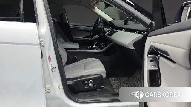 Land Rover Range Rover Evoque 2nd Generation 2021 Белый из Кореи, фото 2