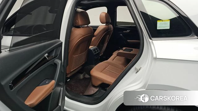 Audi Q5 (FY) 2024 Белый из Кореи, фото 2