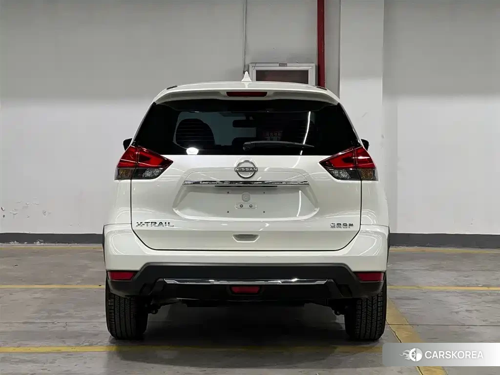 Nissan X-Trail 2025 Белый из Китая, фото 4