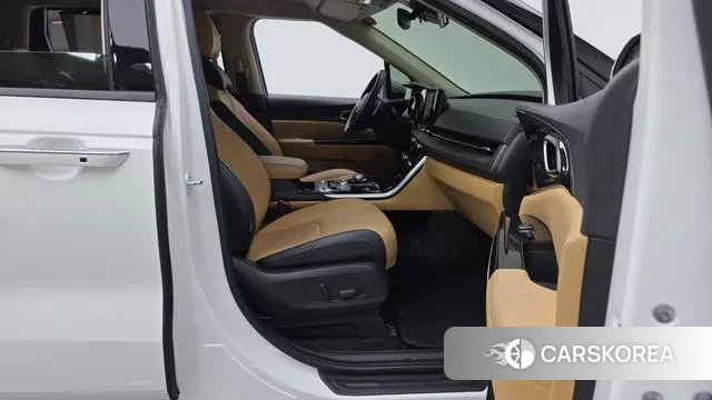 Kia Carnival 4th generation 2023 Белый из Кореи, фото 2