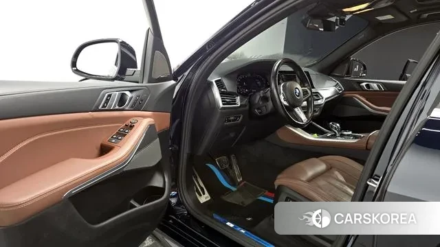 BMW X5 (G05) 2021 Черный из Кореи, фото 2