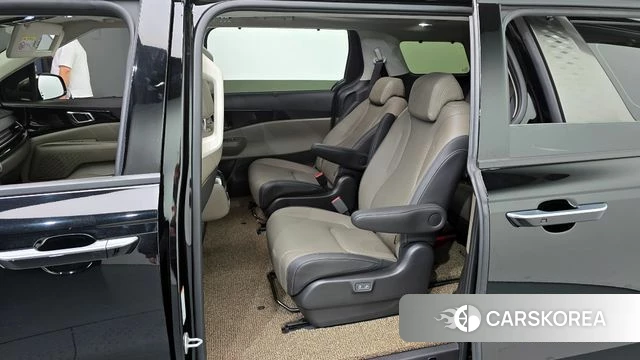 Kia The New Carnival 4th Generation 2025 Черный из Кореи, фото 2