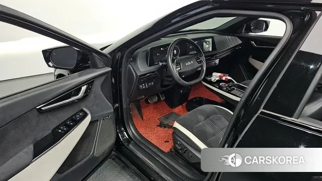 Kia EV6 2021 Черный из Кореи, фото 2