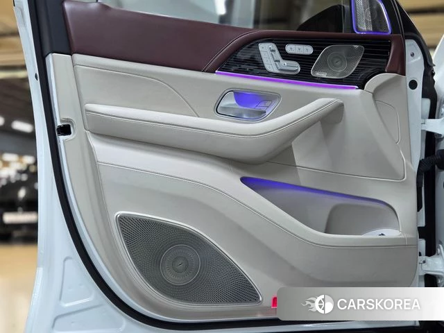 Mercedes-Benz GLS - Class X167 2023 Белый из Кореи, фото 2