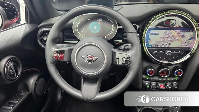 Mini Cooper Convertible 2024 Красный из Кореи, фото 2